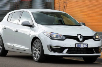 Renault Megane 1.6, manual car for hire in Paphos Cyprus